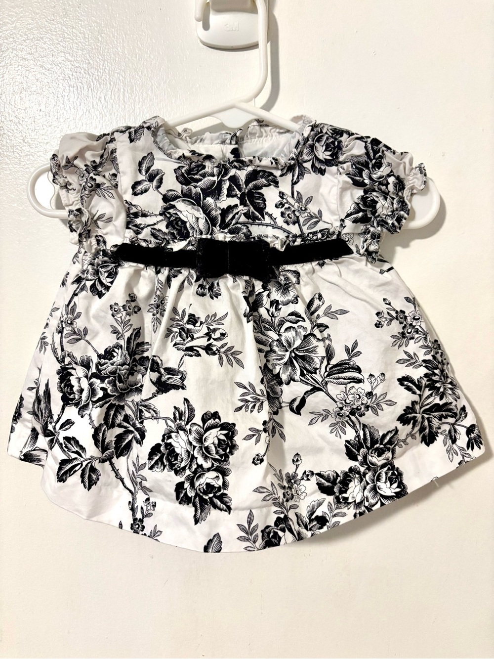 Janie and Jack Black & White Floral Dress with Velvet Bow 3-6 Months